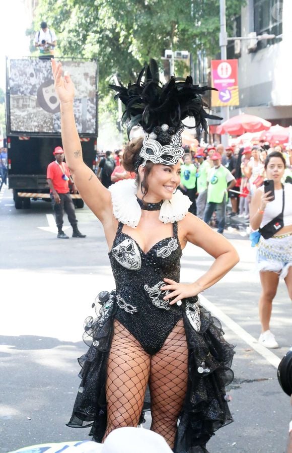 Paolla Oliveira foi a rainha do bloco de rua Cordão da Bola Preta no Carnaval 2026