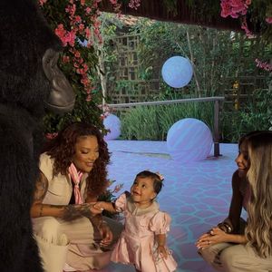 Filha de Ludmilla e Brunna Gonçalves, Zuri deu show de fofura na festa