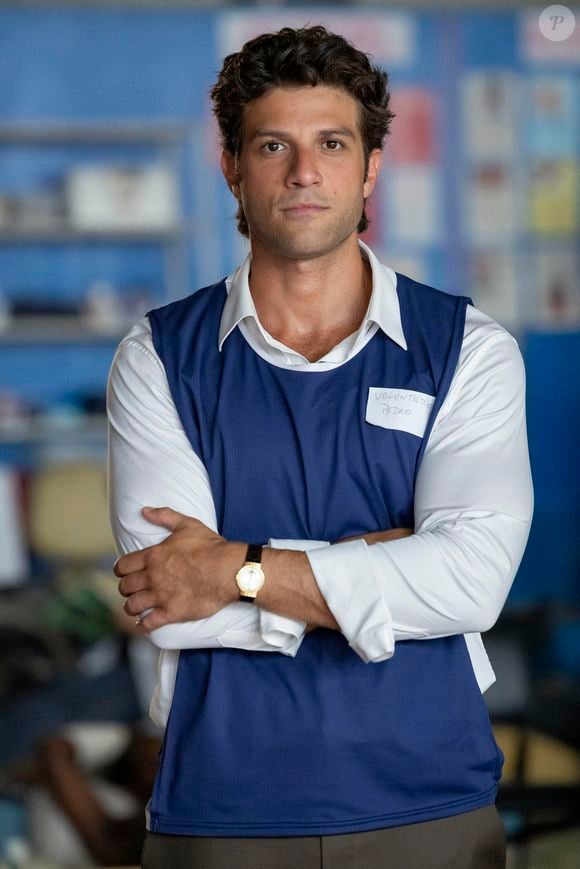 Pedro reage quando o médico comunica que Bruna nunca esteve grávida.
