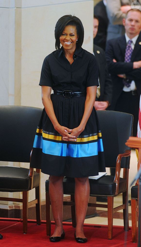 Ao longo dos anos, o estilo de Michelle Obama evoluiu, dos 'vestidinhos de primeira-dama' aos ternos e looks mais urbanos, sempre de acordo com o momento profissional
