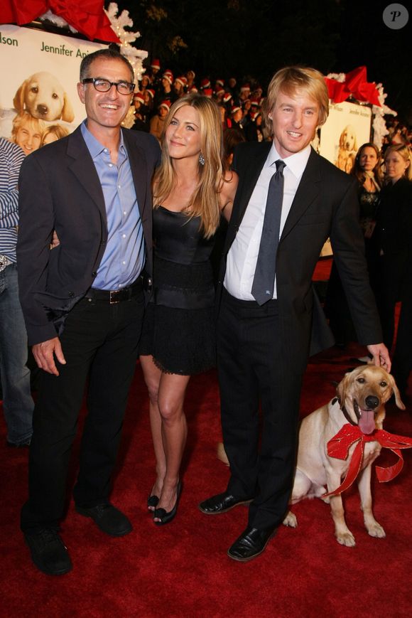 O diretor David Frankel, Jennifer Aniston, Owen Wilson na premier de 'Marley & Eu' em 2008