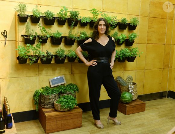 Paola Carosella acumula 10 anos à frente de programas de TV e 36 anos na cozinha