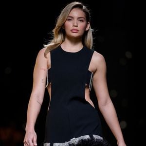 Gabriely Miranda, mulher de Endrick, estreia na Semana de Moda de Madrid