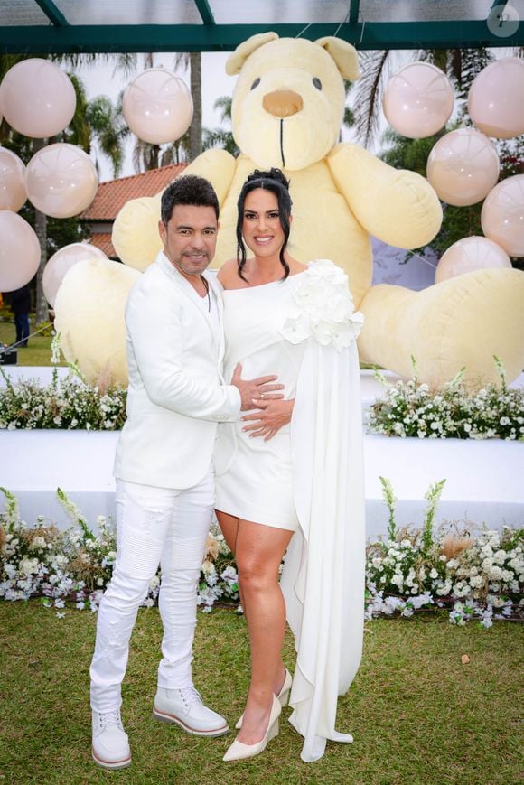 Zezé Di Camargo surpreendeu Graciele Lacerda com casamento no chá revelação da filha, Clara, em 25 de agosto de 2024