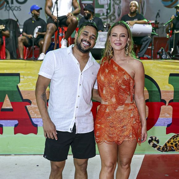 Em comentários, internautas revelaram torcer para um romance entre Paolla Oliveira e Fabricio Machado de Lima, nome de batismo do Mestre Fafá