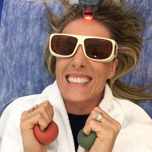 Mas, segundo Marta León , engenheira química, nutricionista e uma das maiores especialistas em saúde hormonal feminina na Espanha, a queda de cabelo vai muito além de uma simples questão sazonal