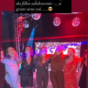 Angélica mostrou que se divertiu com as amigas na festa de aniversário da filha