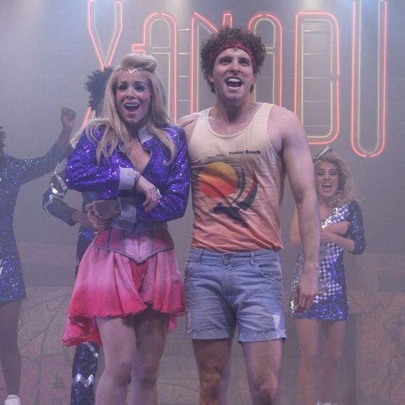 Durante o musical “Xanadu”, o ator despencou com Danielle Winitz de cinco metros de altura, sofreu 11 fraturas nas costelas e teve o pulmão perfurado, iniciando uma longa luta pela vida