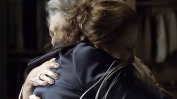 O passado nunca permanece morto no final de 'Além do Tempo'! Mágoas de vidas passadas podem levar o ser humano para um caminho inimaginável: saiba o que acontece com Vitória e Emília no fim da novela