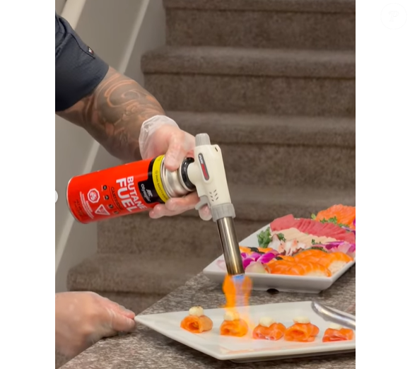 Andy Japa prepara o menu no pré-Natal de Bruna Marquezine