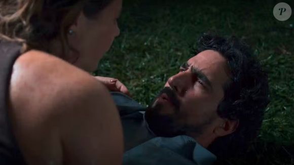 O que acontece com Ivan (Renato Goes) e Heleninha (Paolla Oliveira) em 'Vale Tudo'? Após esbarrão, casal terá romance intenso com direito a casamento
