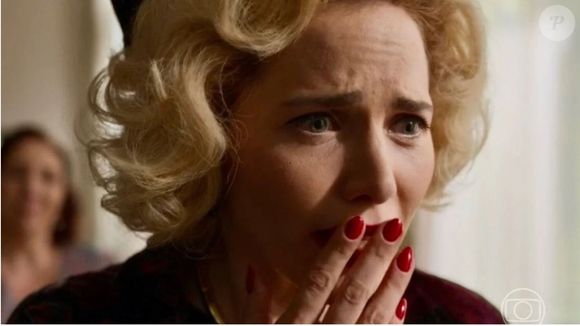 Em 'Garota do Momento', após matar Zélia (Leticia Colin), Juliano (Fabio Assunção) pretende sequestrar Clarice (Carol Castro).