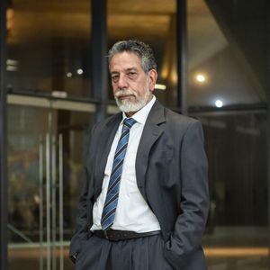 Vicente (Marcelo Escorel) em ação na trama 'Três Graças'