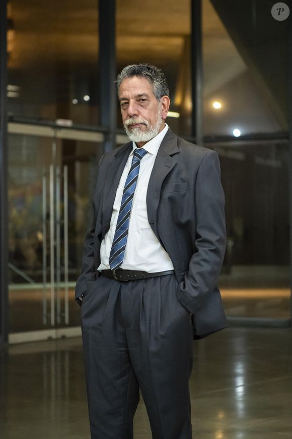 Vicente (Marcelo Escorel) em ação na trama 'Três Graças'