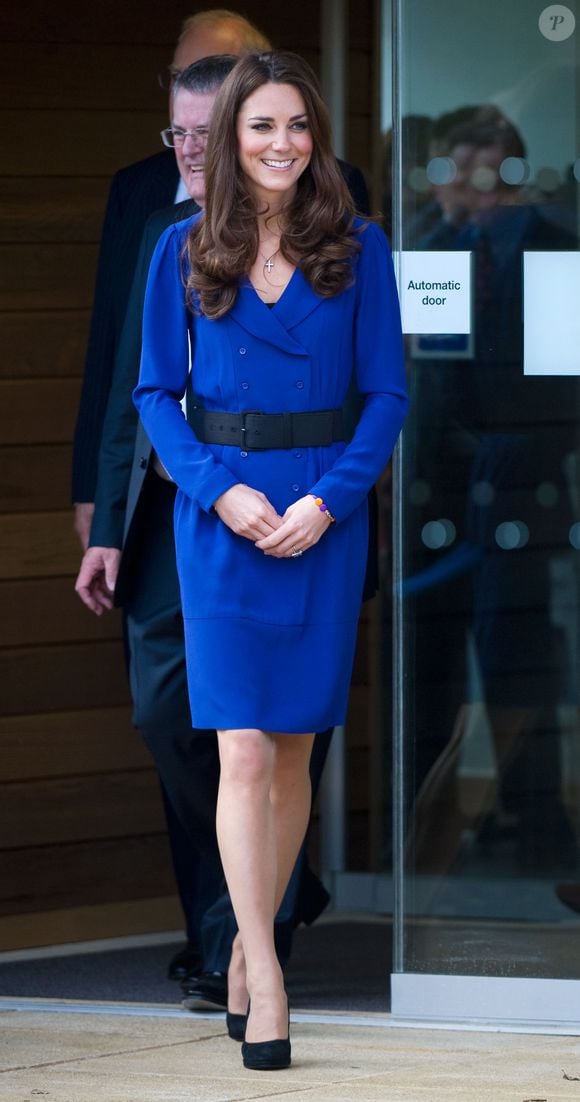 Cor azul é sinônimo de confiança, segurança e estabilidade: Princesa de Gales, Kate Middleton, já apostou na cor