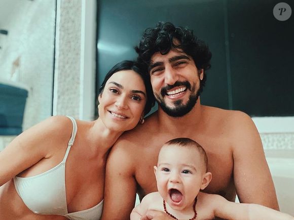 Após relatar abuso sofrido na infância meses atrás, Thaila Ayala fez novo desabafo nas redes sociais, desta vez sobre o Natal, família e a importância de criar laços saudáveis