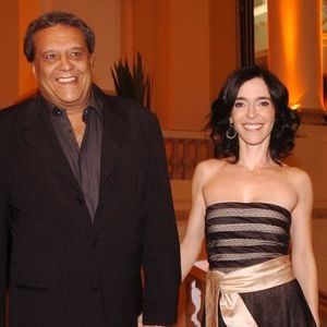 Já Deborah Evelyn brincou sobre o fato das ex-esposas de Dennis Carvalho serem uma 'tribo'