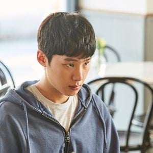 'Extracurricular' é um dorama que conta a vida dupla de Ji-Soo.