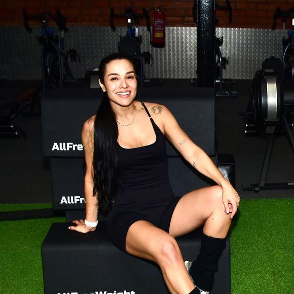 Veja como está Janaína Mendes, ex-bailarina do Faustão e mãe de João Mendes, filho de Ronaldinho