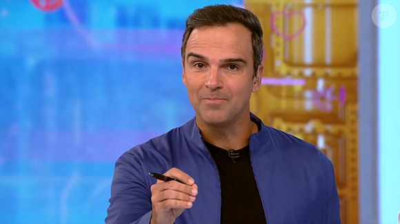 À frente do BBB 26, Tadeu Schmidt contou que precisou cuidar da saúde mental e do sono para aguentar a pressão do maior reality do país