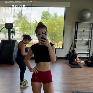 "Tá só o aro da minha bicicleta" e "Nem reconheci, está magrinha" foram alguns comentários sobre Mel Maia, que se pronunciou lamentando as críticas