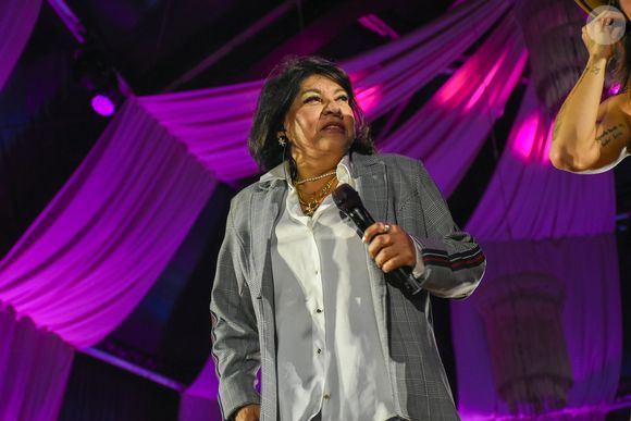 O romance só se tornou público nos últimos dias, após Daniel compartilhar um vídeo nas redes sociais se apresentando como namorado da artista.