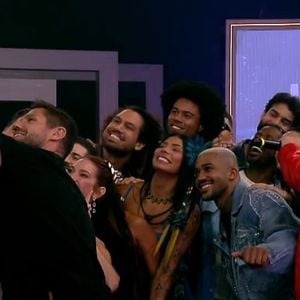 Elenco do 'BBB 26' marca presença no especial de reencontro, que teve repercussão negativa nas redes sociais