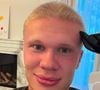 Haaland com cabelo curto: o atacante resgatou um visual semelhante ao que usava no início da carreira, quando defendia equipes como Molde e Red Bull Salzburg