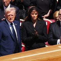 Poucos notaram, mas uma atitude polêmica de Donald Trump no funeral do Papa Francisco está gerando revolta: 'Não conseguiu ser respeitoso'