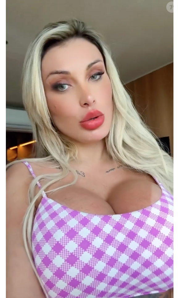 Andressa Urach ainda elogiou Fiuk dizendo que, com a beleza do ator, seria fácil de ele fazer dinheiro com conteúdos adultos