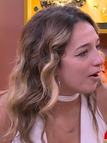 ‘Sonsa e viciada em mentir’: Samira assiste a VARs sobre traição aos aliados, se faz de confusa e revolta internautas no ‘Bate-Papo BBB’