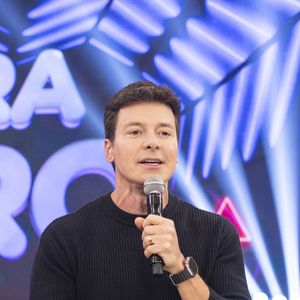 A troca de emissora está confirmada: Rodrigo Faro agora é o mais novo nome no elenco da Globo.