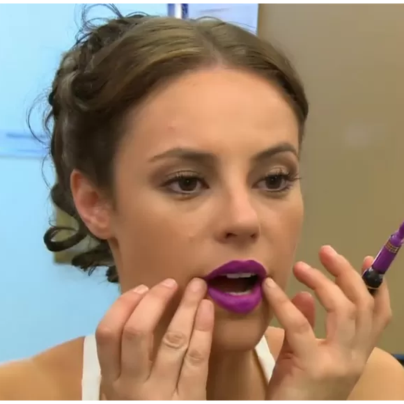 'A gente botou um veneno na boca de Melissa e fez tanto sucesso', brincou Paolla Oliveira ao comentar o impacto do visual da personagem entre o público