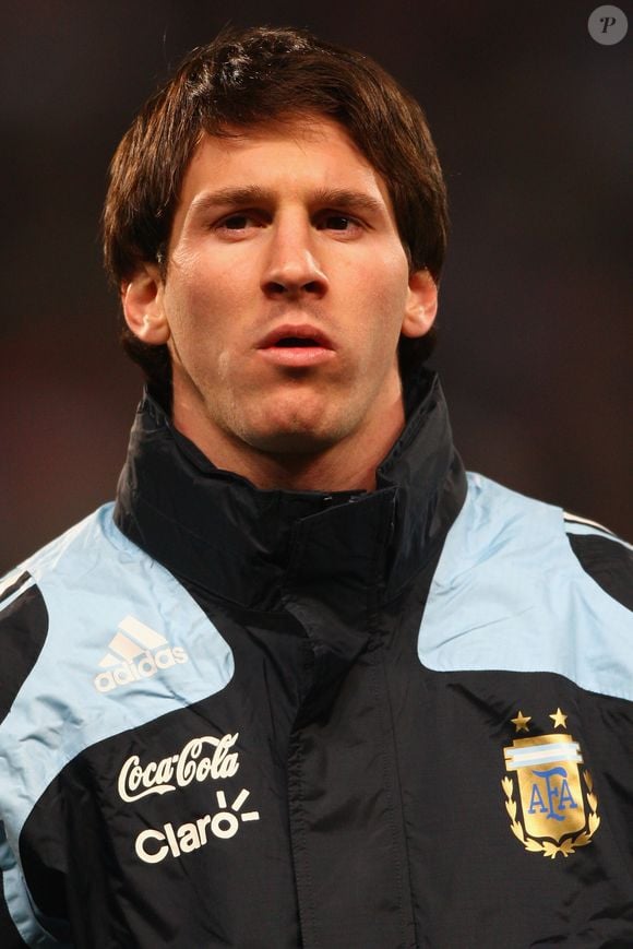 Lionel Messi não costumava deixar a barba por fazer