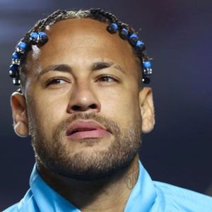 Neymar ficou cabisbaixo após não ter seu nome na lista de convocados para a Seleção