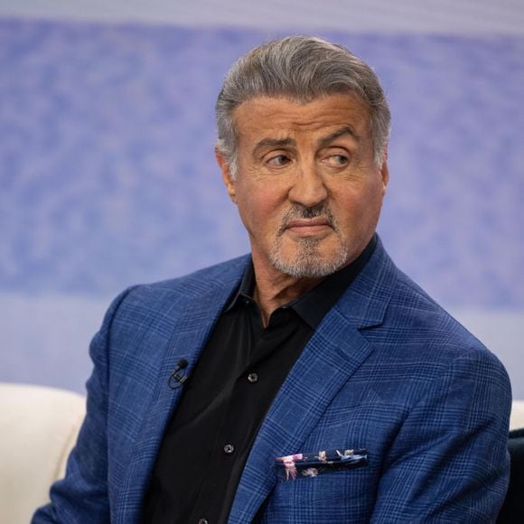 Hoje aos 79 anos, Sylvester Stallone segue em plena forma física e inspirando milhões de pessoas ao redor do mundo