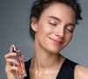 Descubra agora os 5 perfumes femininos mais vendidos de 2024: ainda dá tempo de passar o Dia do Perfume cheirosa