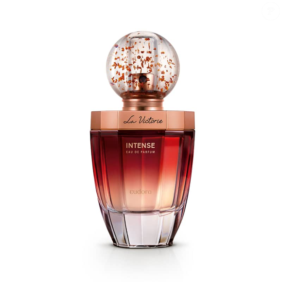 O perfume La Victorie Intense, da Eudora, tem baunilha, jasmim e um toque de pralinê: envolvente e marcante