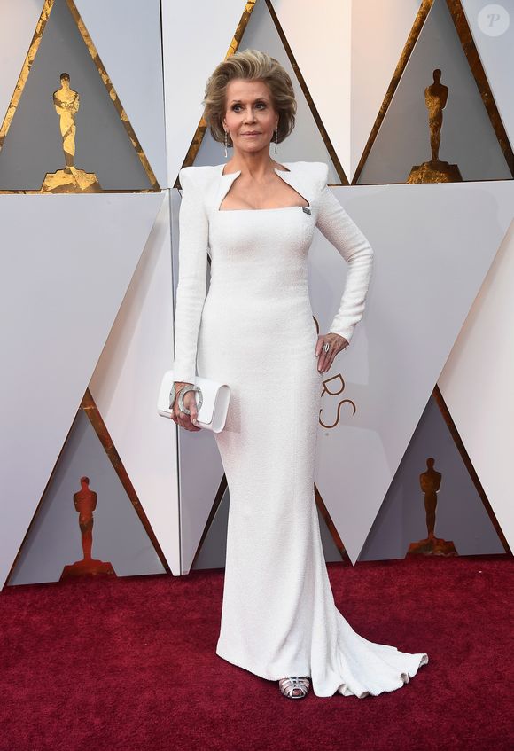 Jane Fonda é um dos maiores ícones fitness de todos os tempos e impressiona com sua jovialidade aos 88 anos