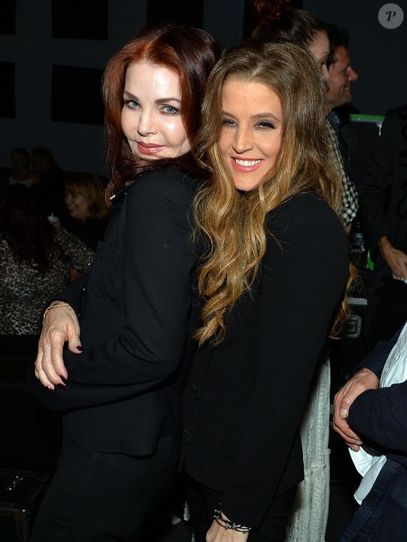 Priscilla Presley contou que as netas de Lisa Marie vivem uma nova fase da vida, o que também contribuiu para a mudança na rotina da família Presley