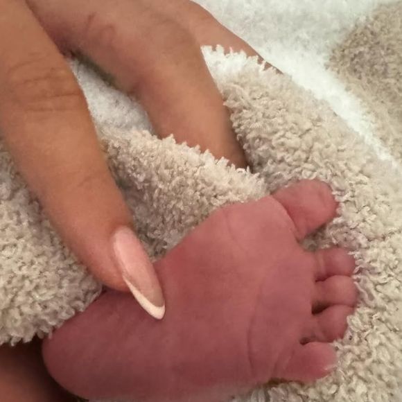 Jack Blues, primeiro filho do casal Justin e Hailey, nasceu em agosto do ano passado.