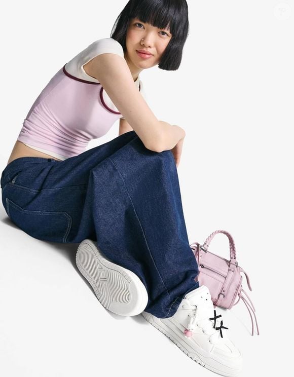 As garotas baixinhas vão amar! O solado robusto do Tênis Skate Miffy ajuda a alongar visualmente a silhueta sem abrir mão da elegância e da estabilidade