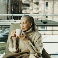 Chegar aos 60 anos sem amigos íntimos não é um fracasso. É o resultado de ter sido o apoio emocional de todos por muito tempo