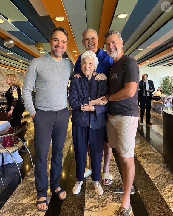 Além de Tadeu Schmidt, Dona Janira também foi mãe de Luiz Felipe Schmidt e Oscar Schmidt, que morreu no último dia 17 de abril