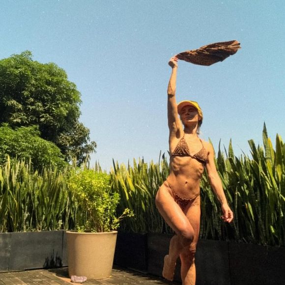 Carolina Dieckmann revelou que emagreceu para gravar um filme, rodado em julho do ano passado