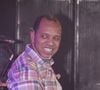 Mãe da filha caçula de Anderson Leonardo, do Molejo, alega não ter acesso à agenda de shows do grupo e revela ter perdido o contato com o conjunto