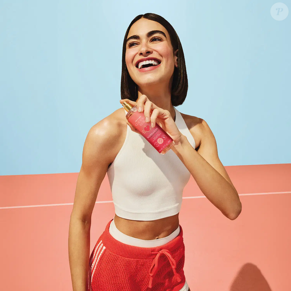 Com proposta voltada à rotina de exercícios, o Body Splash Acerola e Vai, do Boticário, desodoriza e perfuma a pele antes e depois da atividade física. Segundo a marca, a fragrância fresca foi desenvolvida para acompanhar quem busca praticidade no pré-treino.
