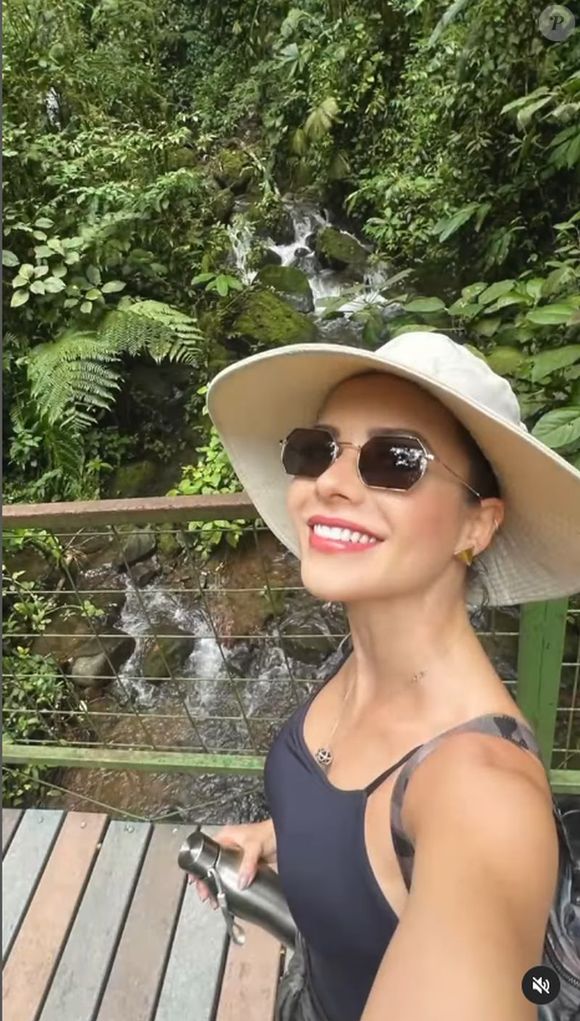 Sandy cuida de seu corpo e beleza para estar 'em dia' aos 42 com uma alimentação balanceada e super restrita