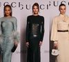 Plumas, brilhos e silhuetas poderosas: 30 fotos de look elegantes das famosas com tendências de moda festa para evento Gucci