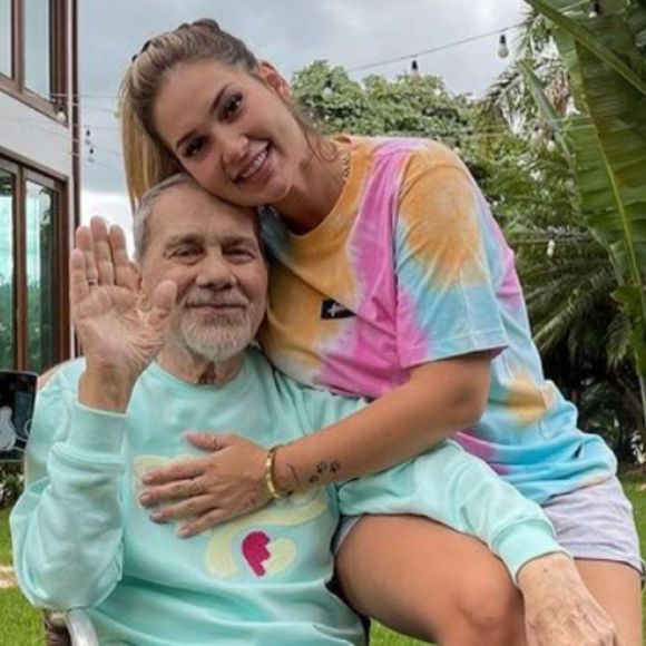 Após separação de Zé Felipe, Virginia ganha importante recado sobre 'críticas' em carta psicografada de seu pai, falecido há 4 anos: 'Perseguição espiritual'